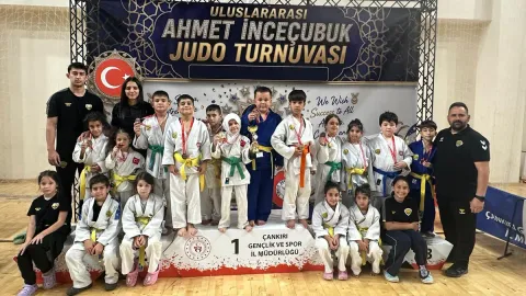 Minik judokalarımız tatamide şampiyonluğa uçtu!