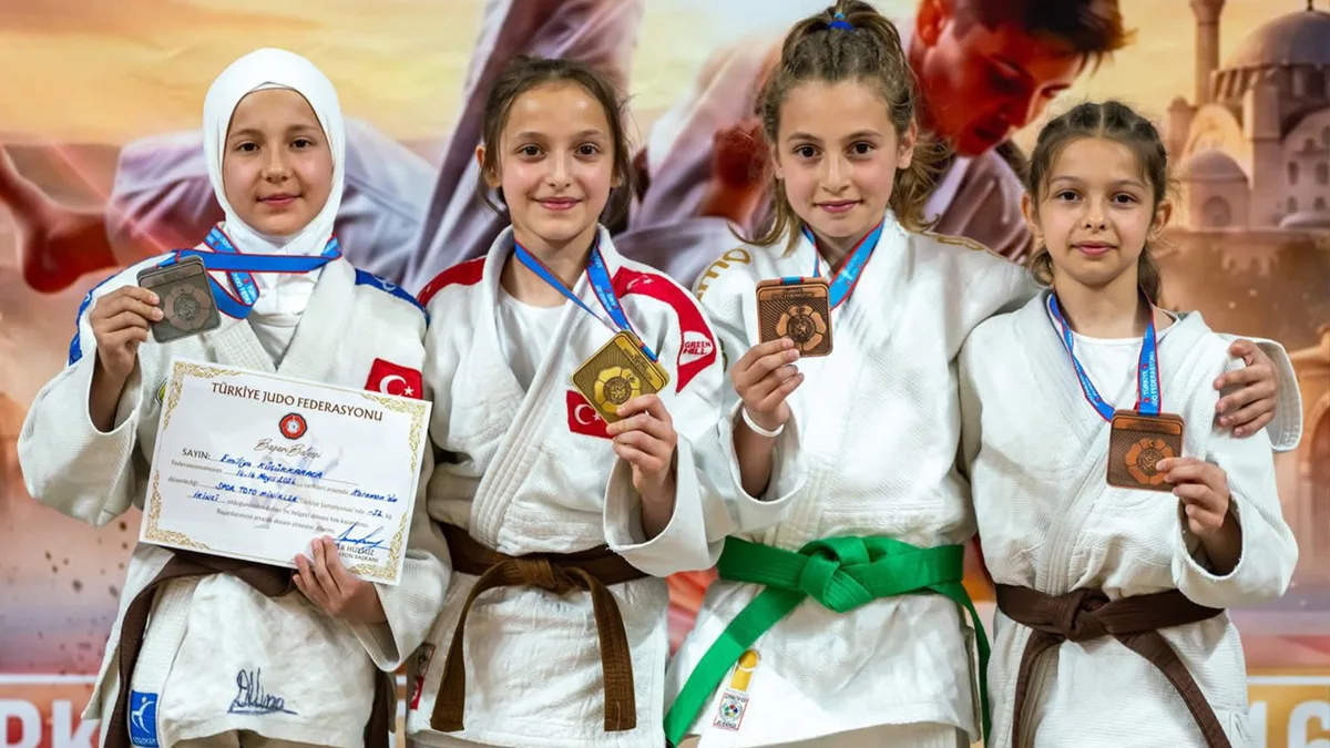 Konya'nın minik judokaları madalyalarla geliyor